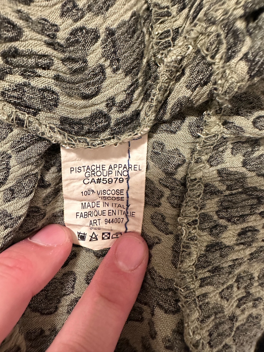 Pistache Green Leopard Print V-neck Flowy Dress Size Large Women’s - Picture 14 of 15